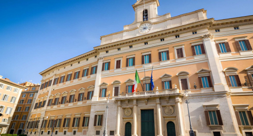 Economia e tutele: il Governo vara il Decreto Lavoro e studia nuovi sconti sui carburanti